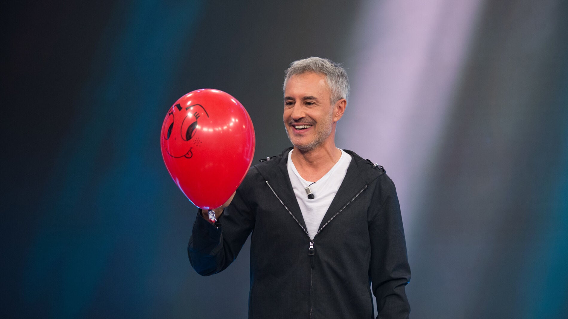 Magia con un globo y un l&aacute;tigo de 70 kilos, los nuevos experimentos de Marron en 'El Hormiguero 3.0'