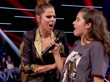 Pastora Soler canta junto a Victoria Herraiz su canción ‘La Tormenta’ en las Batallas de ‘La Voz Kids’ Pastora Soler canta junto a Victoria Herraiz su canción ‘La Tormenta’ en las Batallas de ‘La Voz Kids’