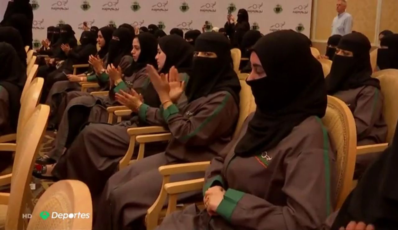 Polémica por llevar la Supercopa de España a Arabia Saudí, un lugar donde los derechos humanos están en entredicho Polémica por llevar la Supercopa de España a Arabia Saudí, un lugar donde los derechos humanos están en entredicho