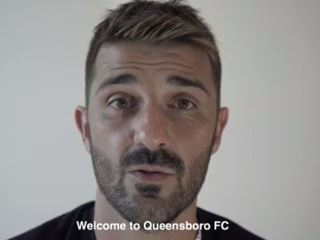 David Villa dando la bienvenida en un vídeo al Queensboro FC