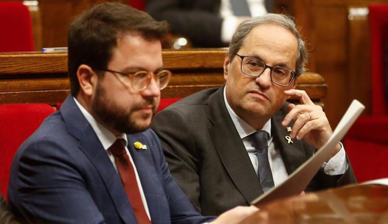 Pere Aragonés y Quim Torra en el Parlament catalán