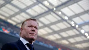 Koeman, durante un partido Koeman, durante un partido
