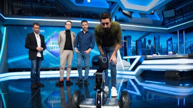El robot Loomo y 'Condon Man', la ciencia de Marron con Ernesto Sevilla y Joaquín Reyes en 'El Hormiguero 3.0'