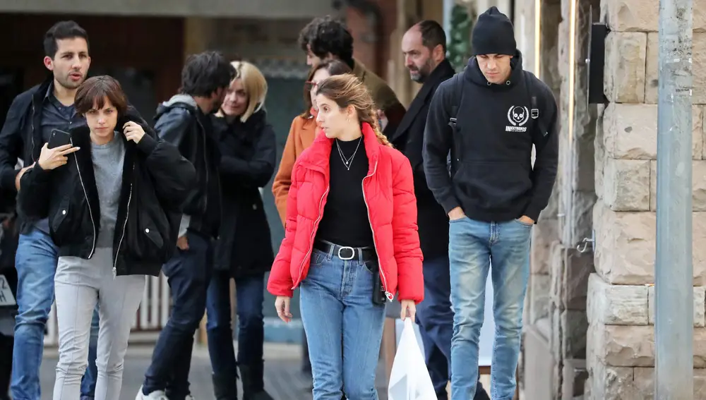 Mario Casas junto a sus compañeros de la serie Mario Casas junto a sus compañeros de la serie