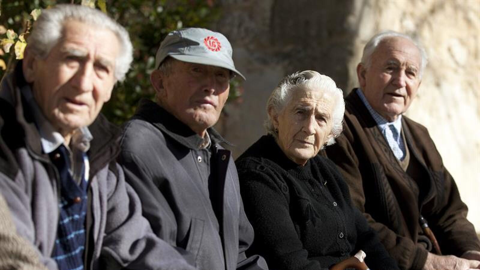 Los pensionistas cobran sin problemas y cumpliendo las normas para evitar contagios por coronavirus