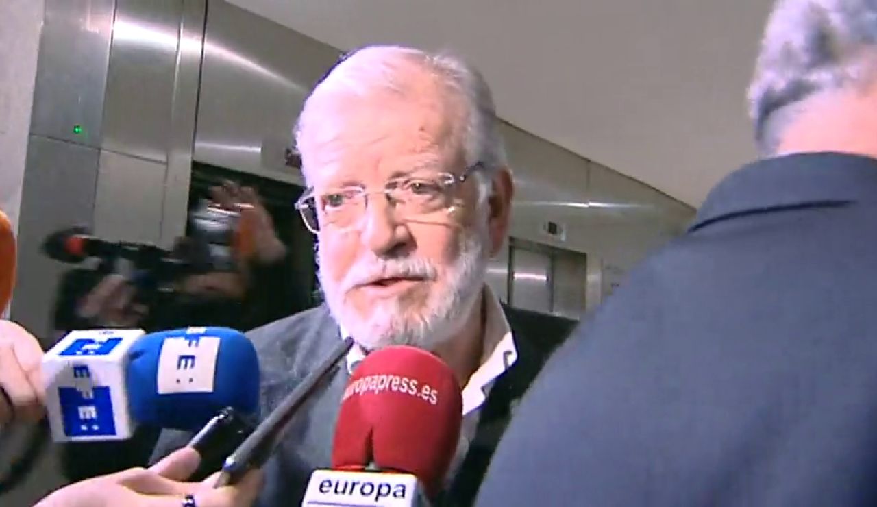 Ibarra insiste: "Si se forma Gobierno con Podemos, ERC y los independentistas, me iré del PSOE" Ibarra insiste: "Si se forma Gobierno con Podemos, ERC y los independentistas, me iré del PSOE"