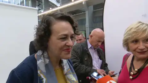 La ministra de Trabajo se toma con buen humor las quinielas sobre los ministerios La ministra de Trabajo se toma con buen humor las quinielas sobre los ministerios