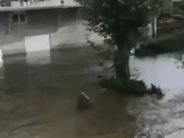 Crecida del río por el aumento de las precipitaciones en Galicia Crecida del río por el aumento de las precipitaciones en Galicia