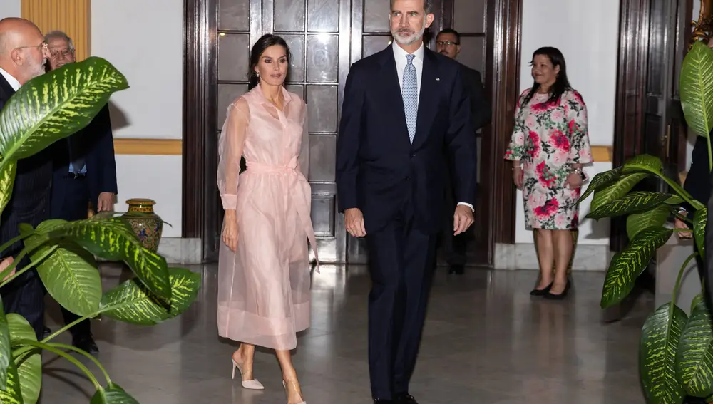 El vestido de Maje de la reina Letizia El vestido de Maje de la reina Letizia