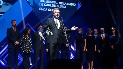 Carlos Alsina recibe el Premio Ondas 2019 Carlos Alsina recibe el Premio Ondas 2019