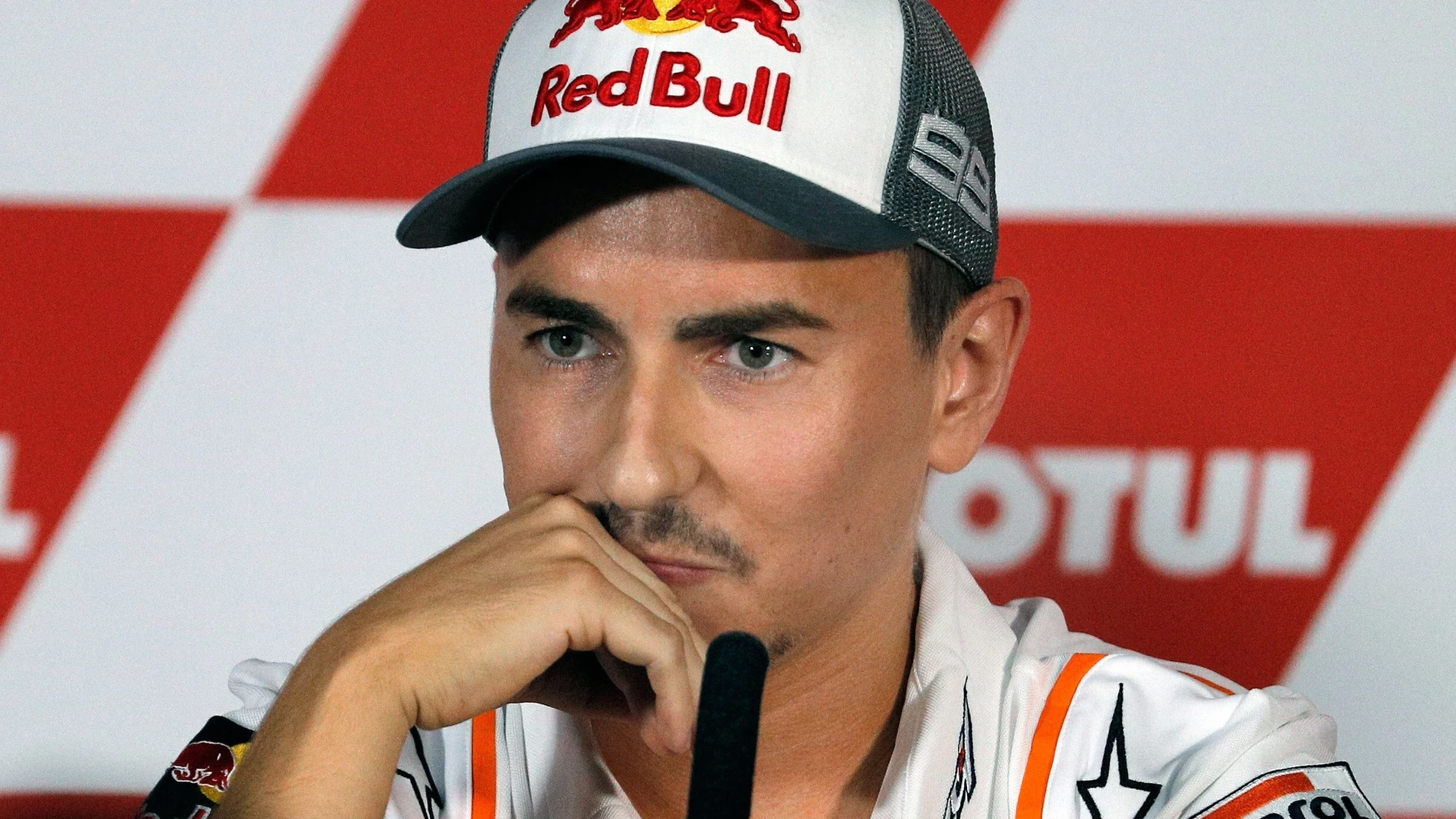 Jorge Lorenzo, en la rueda de prensa de sus despedida Jorge Lorenzo, en la rueda de prensa de sus despedida