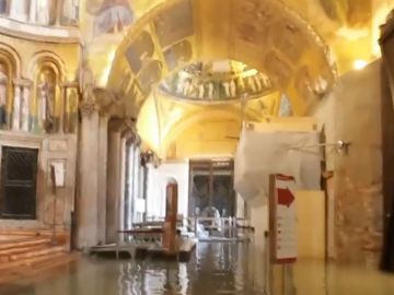 Venecia se recupera de las graves inundaciones