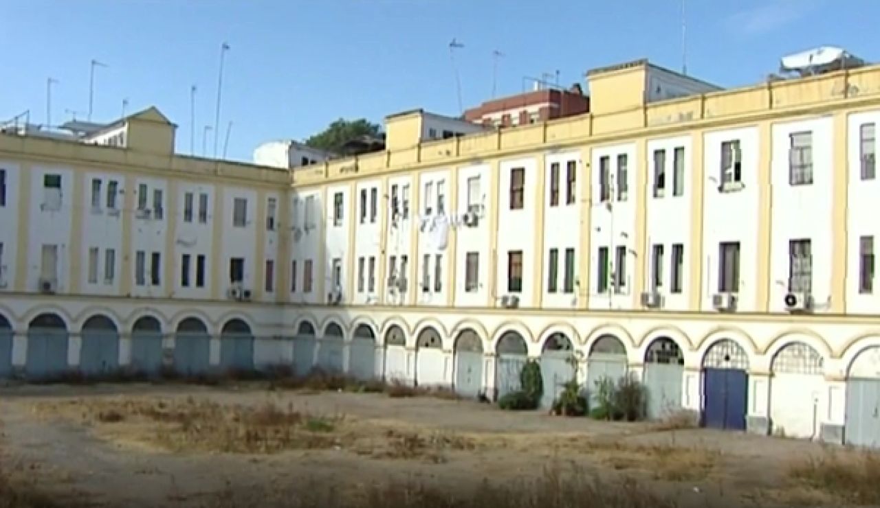 Imagen del edificio Los Pinillos, en Sevilla Imagen del edificio Los Pinillos, en Sevilla