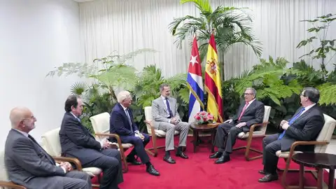 El Rey se reúne con Raúl Castro El Rey se reúne con Raúl Castro