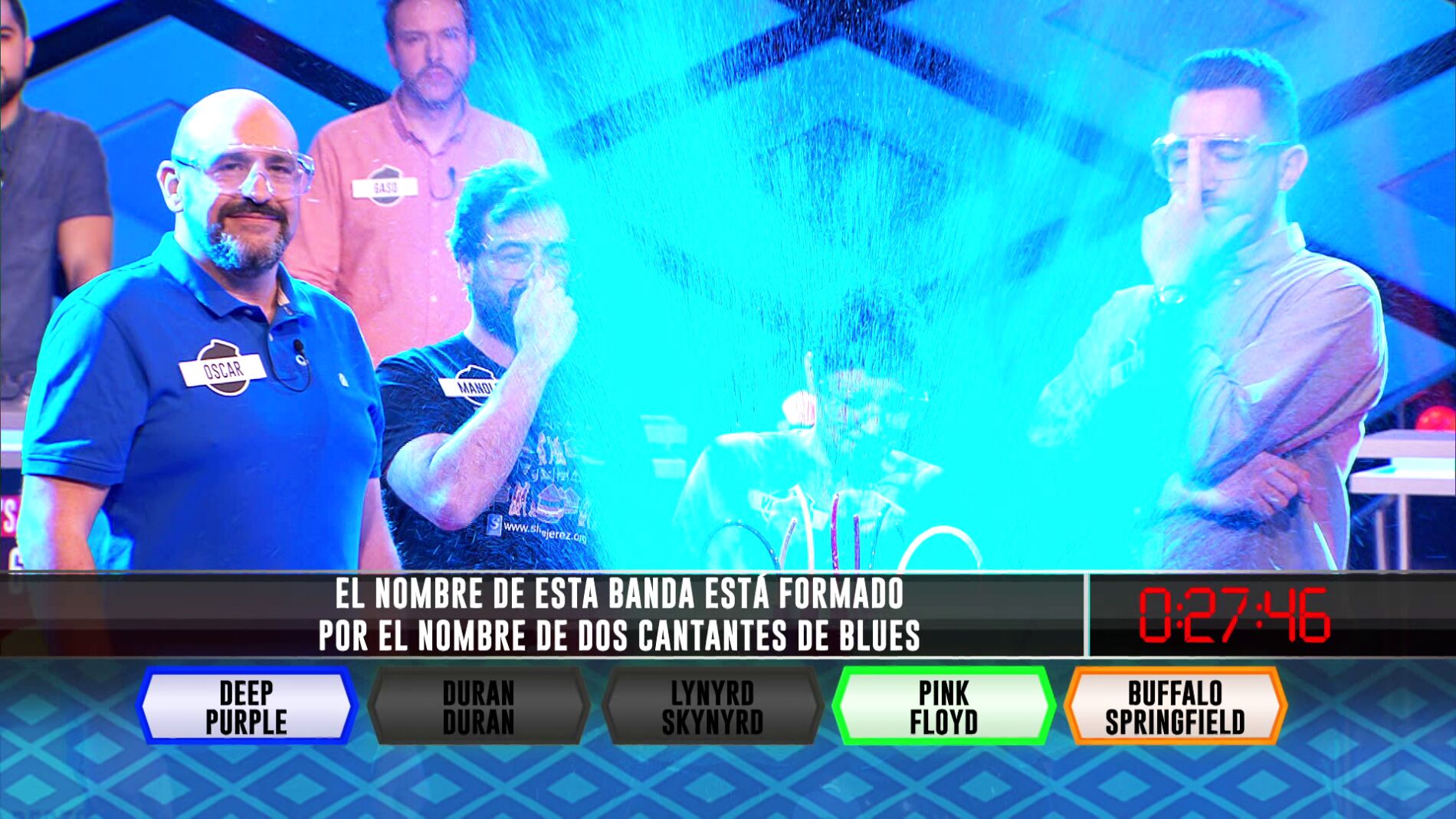 La banda de m&uacute;sica Pink Floyd se la juega a &Oacute;scar, de 'Los dispersos', en '&iexcl;Boom!'