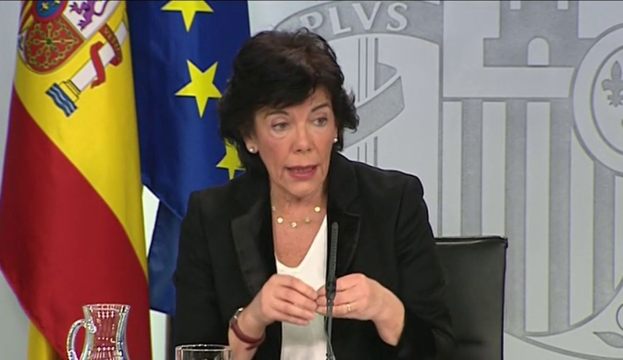Isabel Celaá sobre su polémica con la educación concertada: "Las familias no tienen nada que temer" Isabel Celaá sobre su polémica con la educación concertada: "Las familias no tienen nada que temer"