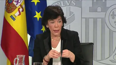 Isabel Celaá sobre su polémica con la educación concertada: "Las familias no tienen nada que temer" Isabel Celaá sobre su polémica con la educación concertada: "Las familias no tienen nada que temer"