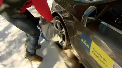 ¿Cómo se ponen las cadenas en las ruedas del coche? ¿Cómo se ponen las cadenas en las ruedas del coche?