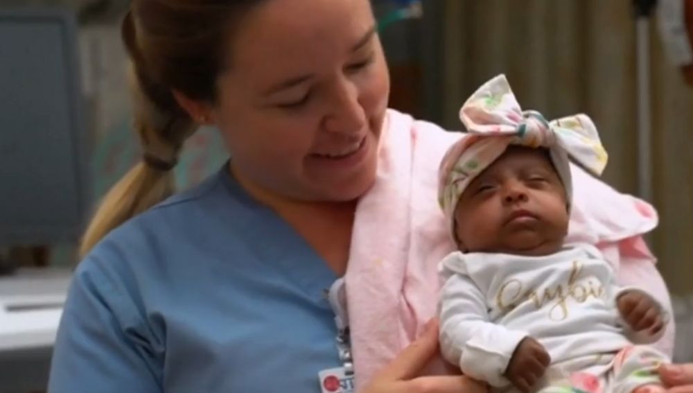 Saybie, la bebé superviviente más pequeña del mundo