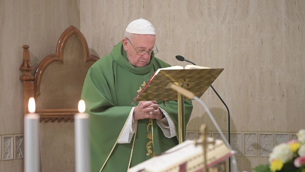 El papa a favor de introducir el "pecado ecológico" en el catecismo católico