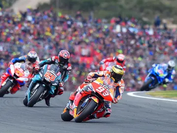 Márquez lidera la carrera Márquez lidera la carrera