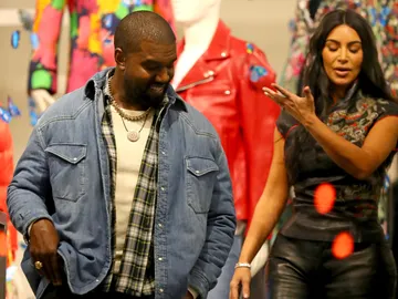 Kim Kardashian y Kanye West Kim Kardashian y Kanye West