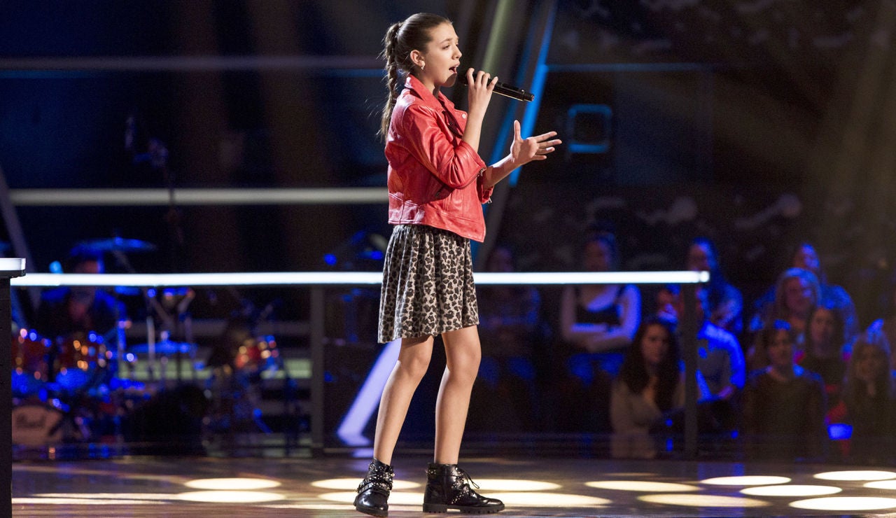 Patricia García canta ‘Cai’ en los Asaltos de ‘La Voz Kids’