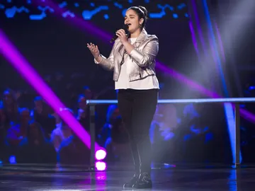 Paola Casas canta ‘Si tú me miras’ en los Asaltos de ‘La Voz Kids’ Paola Casas canta ‘Si tú me miras’ en los Asaltos de ‘La Voz Kids’