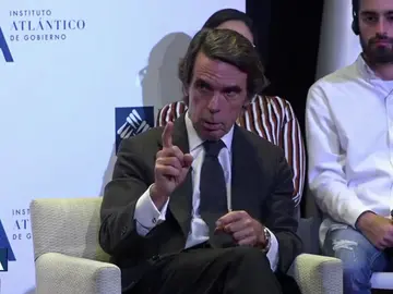 Aznar: "Estamos en situación de máximo riesgo" Aznar: "Estamos en situación de máximo riesgo"