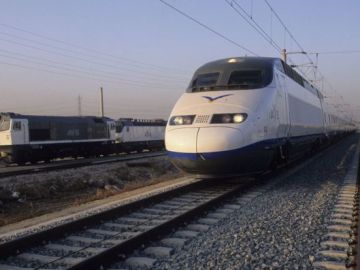 El servicio de tren entre Huesca y Zaragoza ya funciona de nuevo.