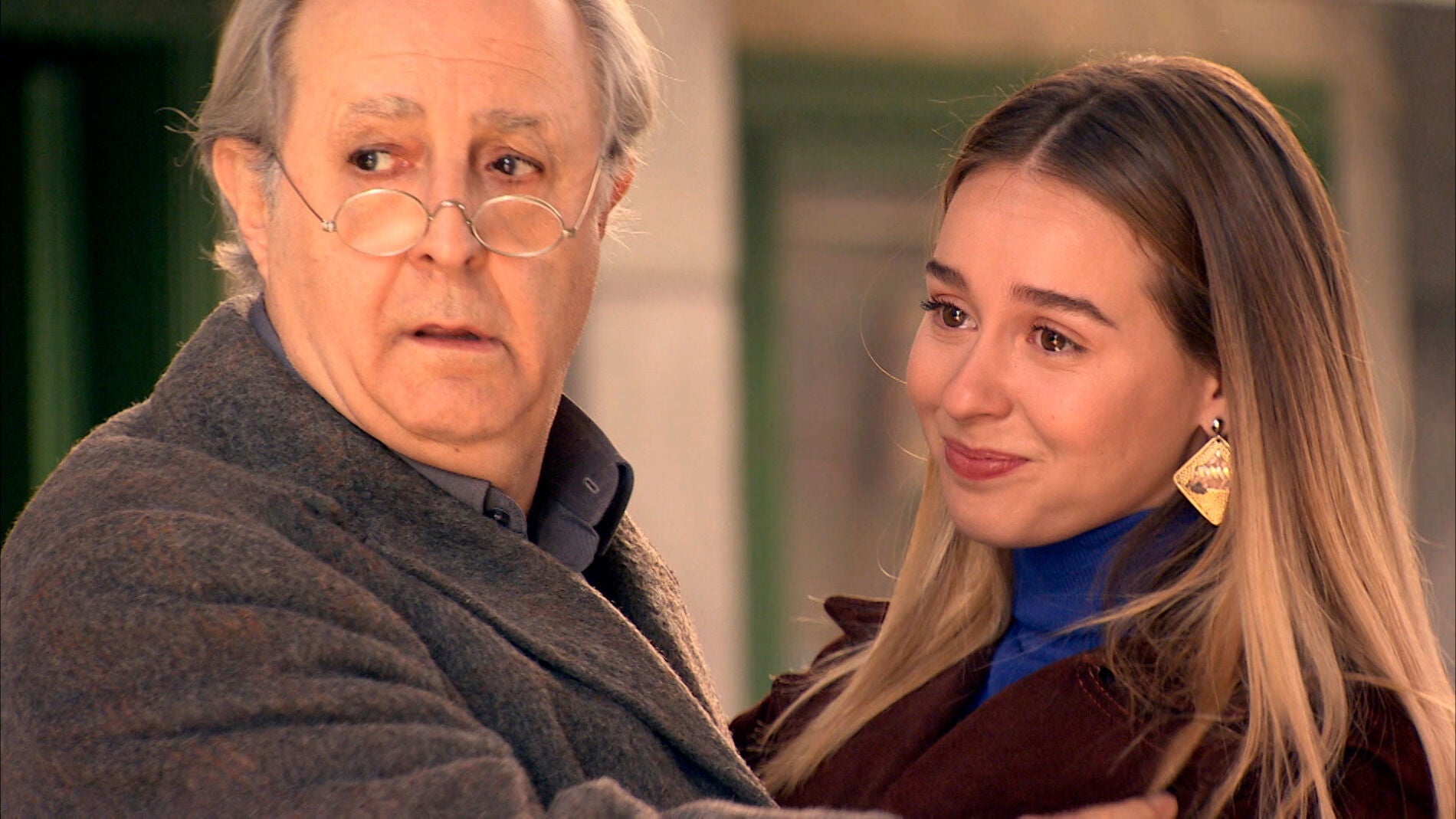 Los Gómez apoyan a Pelayo en su solitaria lucha por la libertad