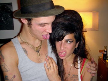 Amy Winehouse y Blake Fielder Amy Winehouse y Blake Fielder