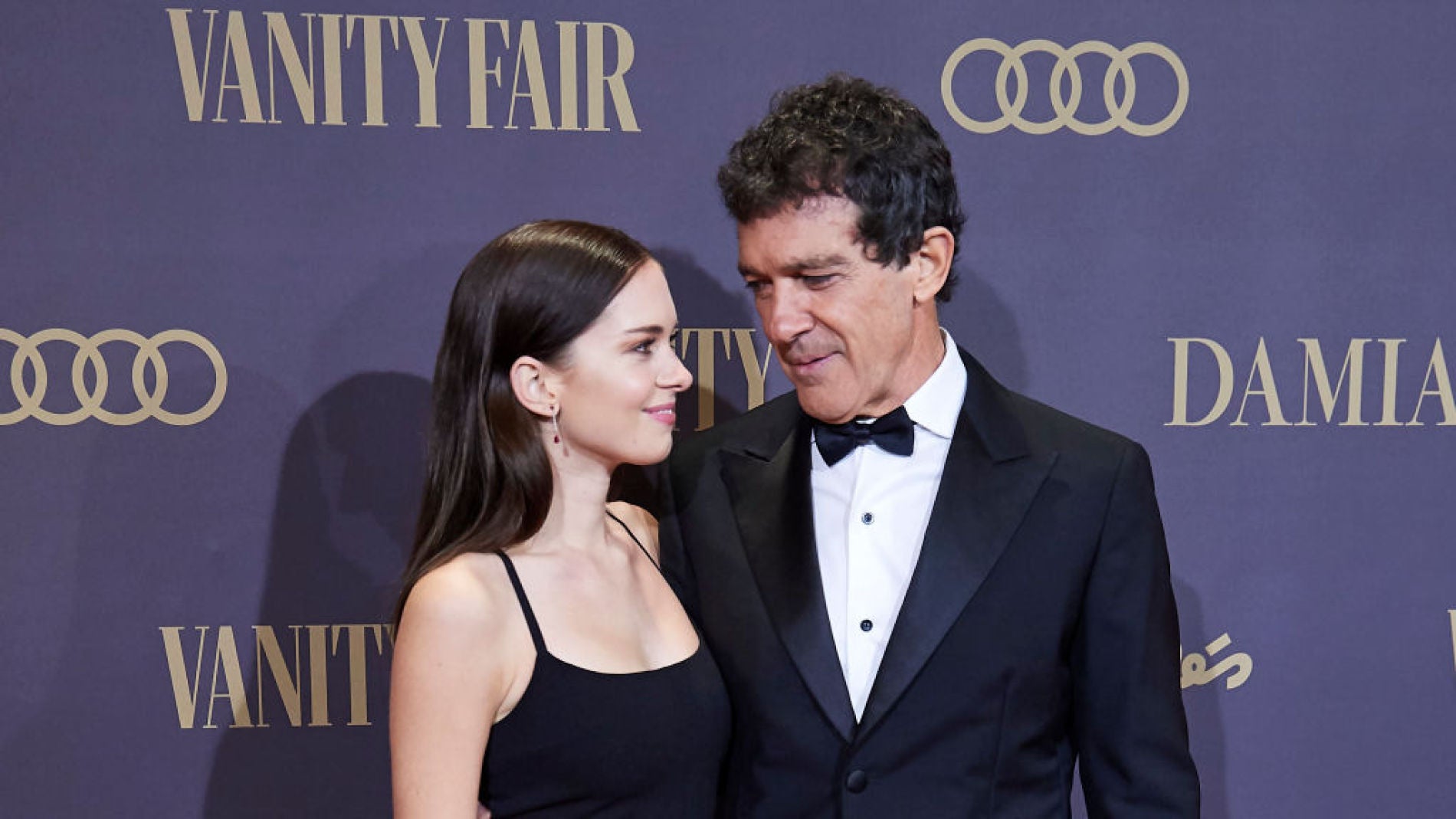 Stella del Carmen junto a su padre, Antonio Banderas
