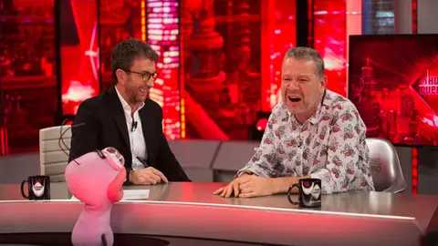¿Jamón o queso? Alberto Chicote, ante la gran decisión de qué prefiere que desaparezca en 'El Hormiguero 3.0' ¿Jamón o queso? Alberto Chicote, ante la gran decisión de qué prefiere que desaparezca en 'El Hormiguero 3.0'