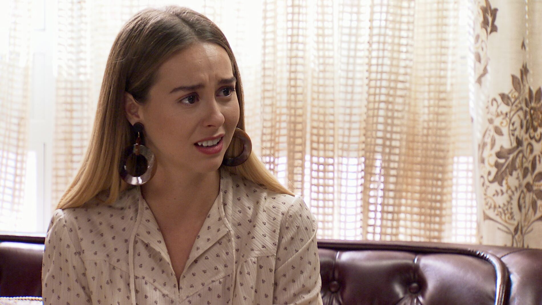 Luisita recibe una carta de Amelia desde París: “No sé si estoy preparada”