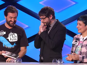 El detalle de Manolo, de ‘Los dispersos’, con Juanra Bonet: “¡Qué maravilla!” El detalle de Manolo, de ‘Los dispersos’, con Juanra Bonet: “¡Qué maravilla!”