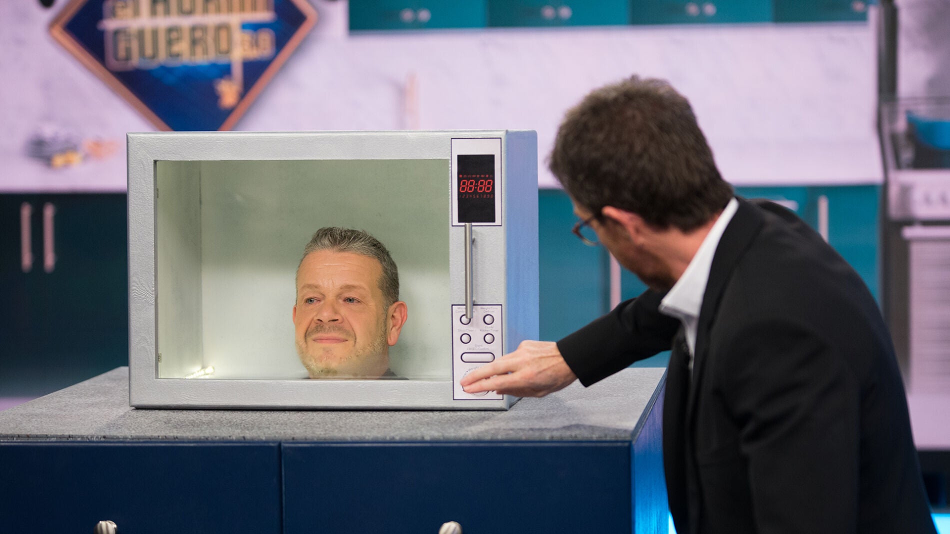 Alberto Chicote y Pablo Motos se convierten en comida de microondas en 'El Hormiguero 3.0'