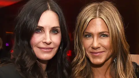 Courteney Cox y Jennifer Aniston Courteney Cox y Jennifer Aniston