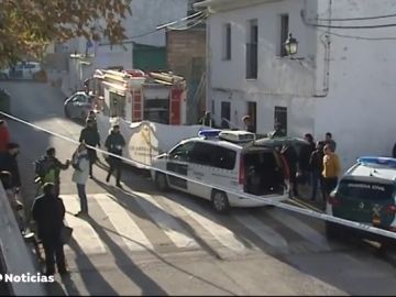 Mueren tres personas en el incendio de una vivienda en Dehesas Viejas (Granada)