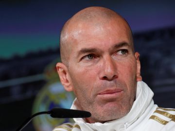 Zidane en la rueda de prensa previa al encuentro contra el Alavés