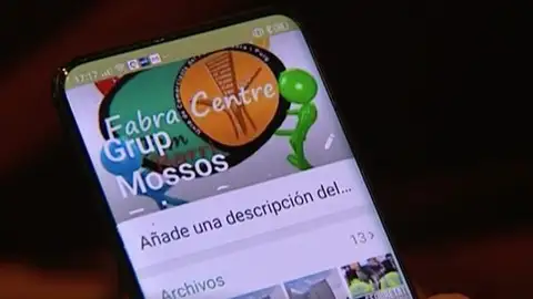 El chat 'antirrobo' que comparten policías y comerciantes en Barcelona El chat 'antirrobo' que comparten policías y comerciantes en Barcelona