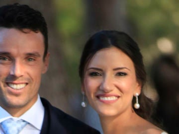 Roberto Bautista y Ana Badí en su boda