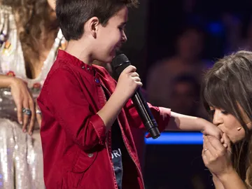 Un dulce Daniel García derrite a Rosario y Vanesa con 'El Mundo' de Pablo López en la Semifinal de 'La Voz Kids' Un dulce Daniel García derrite a Rosario y Vanesa con 'El Mundo' de Pablo López en la Semifinal de 'La Voz Kids'