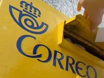 Buzón de cartas de Correos Buzón de cartas de Correos