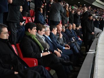 Las personalidades en el palco del Metropolitano 