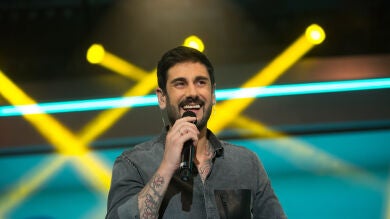Melendi llena el plató de 'El Hormiguero 3.0' de música y ritmo con 'Casi'