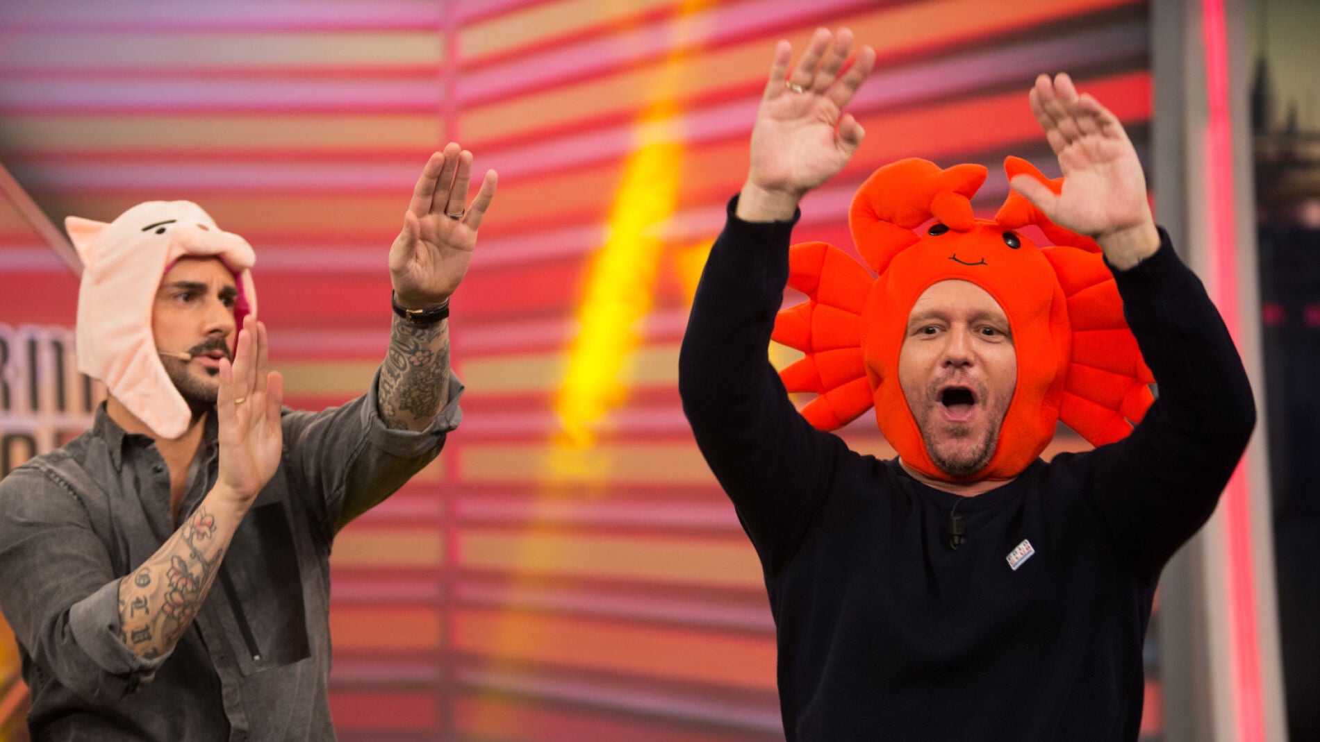 Pablo Motos recibe un telegrama de 'Tu cara me suena' con un reto para El Monaguillo