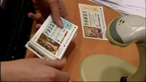 Lotería de Navidad 2019: ¿Tocará otra vez en Manises? Lotería de Navidad 2019: ¿Tocará otra vez en Manises?