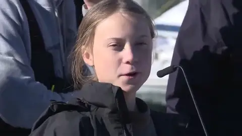 Greta Thunberg al llegar a Lisboa: "Seguiré luchando por nuestro futuro" Greta Thunberg al llegar a Lisboa: "Seguiré luchando por nuestro futuro"