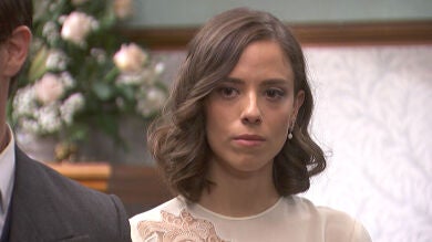 ‘El secreto de Puente Viejo’: El discurso de Adolfo que convierte a Rosa y Marta en protagonistas